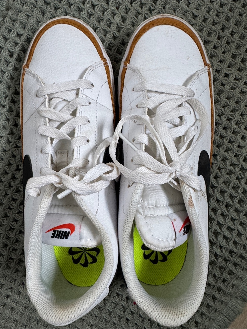 Nike Men’s White Sneakers with Brown Trim and Black Swoosh